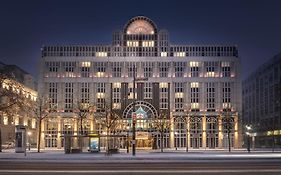 Marriott Hotel Vienna 5*